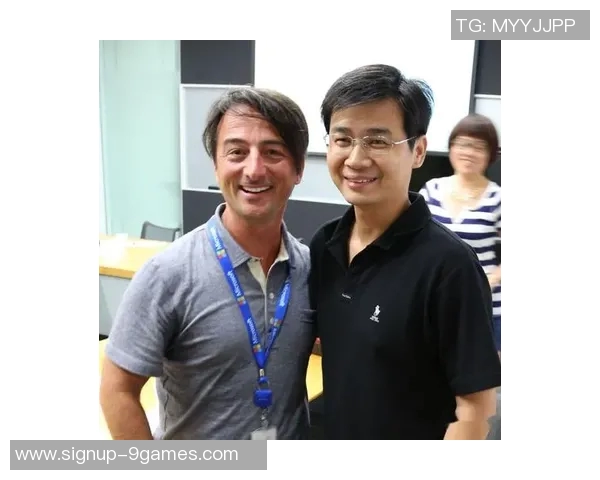 足球明星追星现象探讨及其对年轻人的影响分析